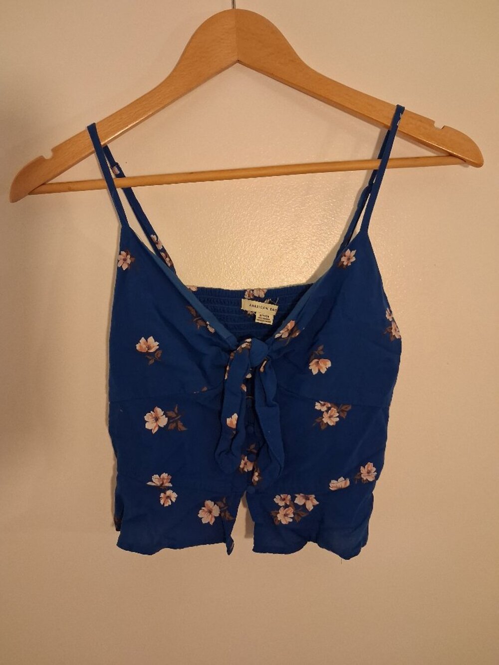 American Eagle size Small blue floral tie-front top